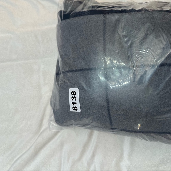 J. McLaughlin Reversible Wool Blend Plaid Coat Gray Blue Classic S 38138 - Picture 10 of 11